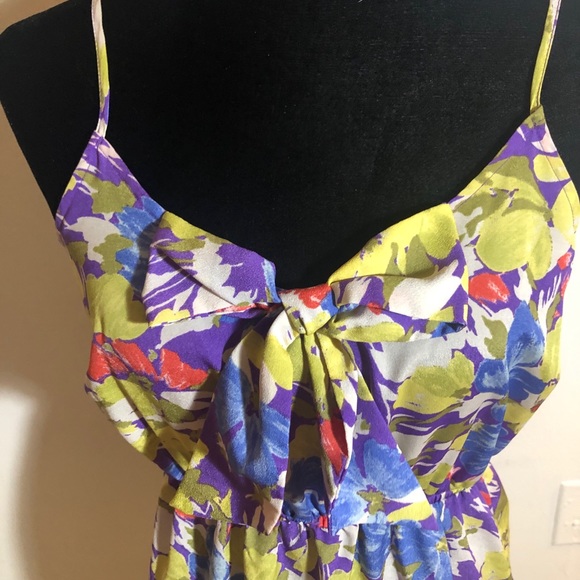 Floral dress with bow top - Picture 2 of 3